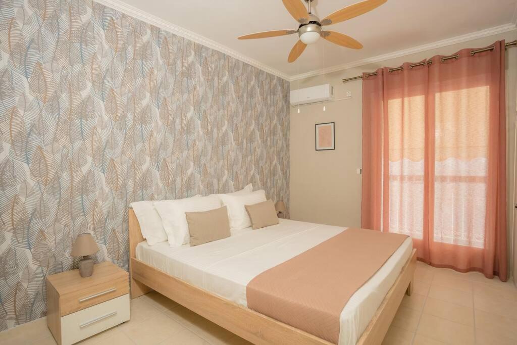 New  2 Bedroom/ 2 Bath Ap.Nidri, Familia Kültér fotó